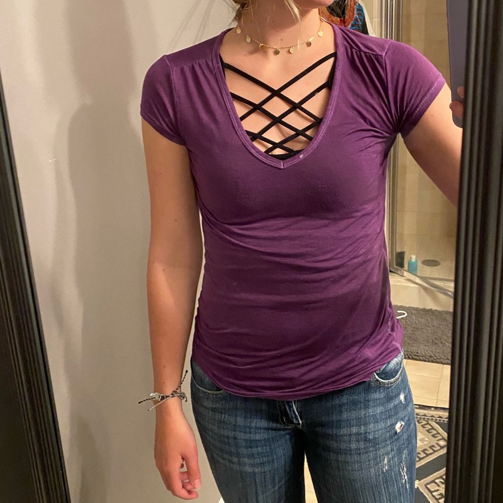 Purple tee - Picture 2 of 2